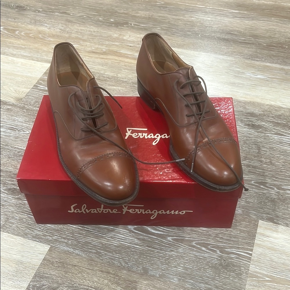 Salvatore Ferragamo Brown Leather Oxford Shoes